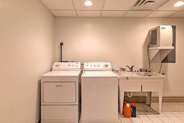 House (4 Bedrooms) | Bahagian dalam