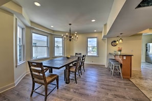 Casa (Multiple Bedrooms) | Interior
