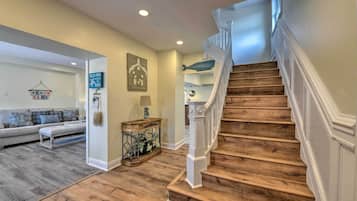 House (Multiple Bedrooms) | Interior