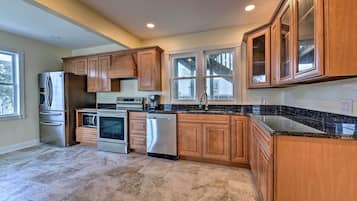 House (Multiple Bedrooms) | Interior