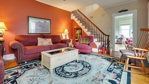 Unclassified image, 5 of 46, button - Historic Mount Holly Vacation Rental (Mount Holly)