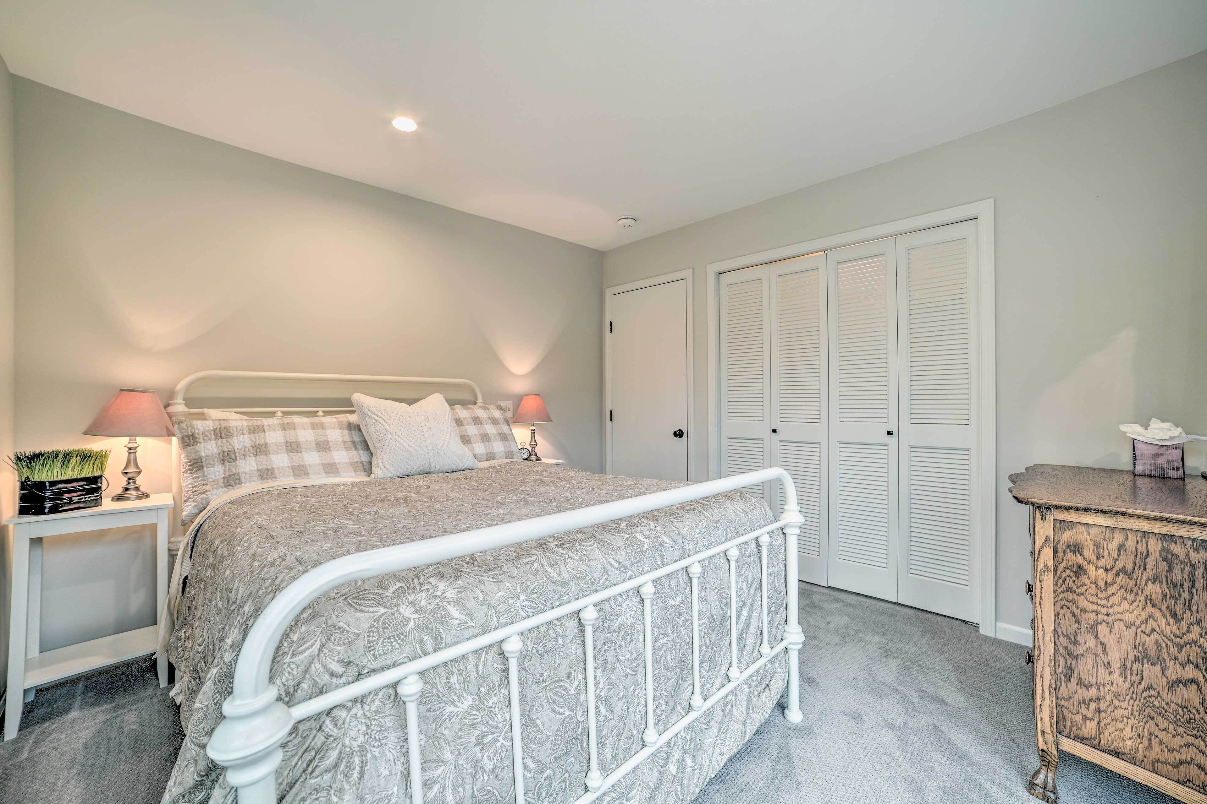 Harbor Springs Retreat ~ 5 Mi to Dtwn & Beach