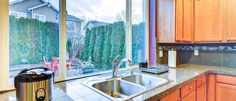 Rumah (4 Bedrooms) | Interior