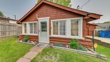 House (1 Bedroom) | Front of property