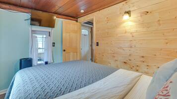 House (1 Bedroom) | Interior