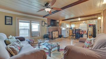 House (1 Bedroom) | Interior