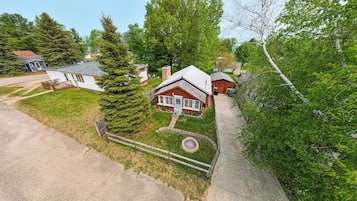 House (1 Bedroom) | Interior