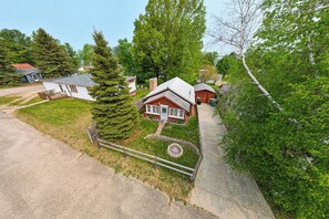 House (1 Bedroom) | Interior - Cozy Houghton Lake Vacation Rental w/ Fireplace! (Houghton Lake)