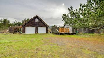 Rumah (2 Bedrooms) | Interior