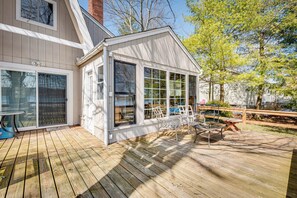 House (2 Bedrooms) | Interior - Dock & Sunroom: Waterfront Home Near Kalahari! (Pocono Summit)