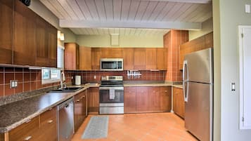 Microwave, oven, stovetop, dishwasher