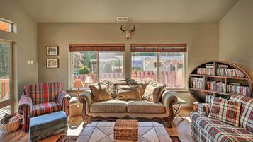 Casa (2 Bedrooms) | Interior