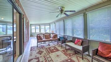 Cottage (4 Bedrooms) | Interior