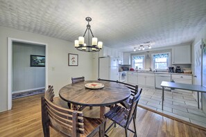 Cottage (4 Bedrooms) | Interior