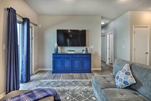 House (3 Bedrooms) | Interior - Family Home w/ Fenced Yard in Austin Suburbs! (Buda)