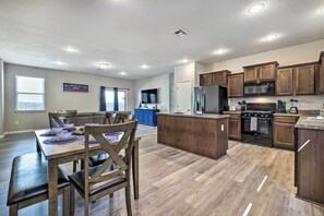 منزل (3 Bedrooms) | المنشأة من الداخل