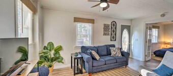 Fire Pit & Grill: Lakeview Mecosta Cottage!