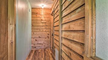 Apartment (0 Bedroom) | Interior