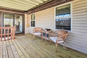 House (3 Bedrooms) | Interior - Missouri Retreat ~ 7 Mi to Silver Dollar City (Branson West)