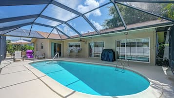 House (3 Bedrooms) | Front of property