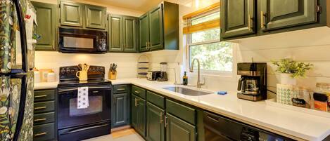 House (5 Bedrooms) | Interior