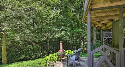 Walk to Trails: Creekside Roan Mountain Cabin