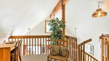 House (1 Bedroom) | Interior