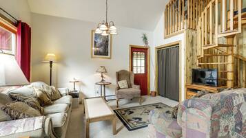 House (1 Bedroom) | Interior
