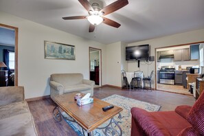 Cottage (2 Bedrooms) | Interior