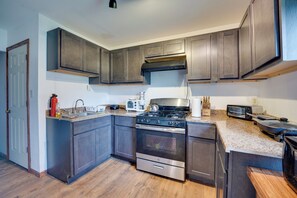 Cottage (2 Bedrooms) | Interior