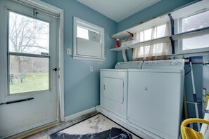 Cottage (2 Bedrooms) | Interior