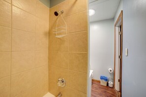 Cottage (2 Bedrooms) | Interior - Riverside Niles Retreat w/ Fire Pit & Grill! (Niles)