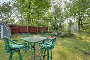 Cottage (2 Bedrooms) | Interior - Riverside Niles Retreat w/ Fire Pit & Grill! (Niles)