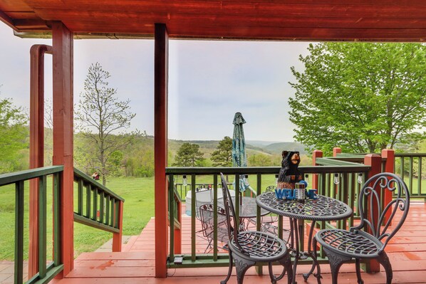 House (1 Bedroom) | Interior - Cozy Pelsor Cabin w/ Mountain & Valley Views! (Sand Gap)