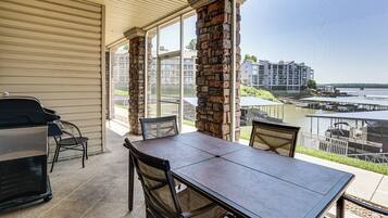 Apartment (3 Bedrooms) | Front of property