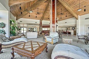 Apartment (3 Bedrooms) | Interior - Condo With Lakefront Patio & Community Perks! (Osage Beach)