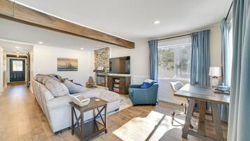 Cottage (3 Bedrooms) | Interior