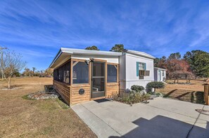 House (1 Bedroom) | Interior - Pet-friendly Cabin w/ Dock: Fish & Explore! (Oriental)