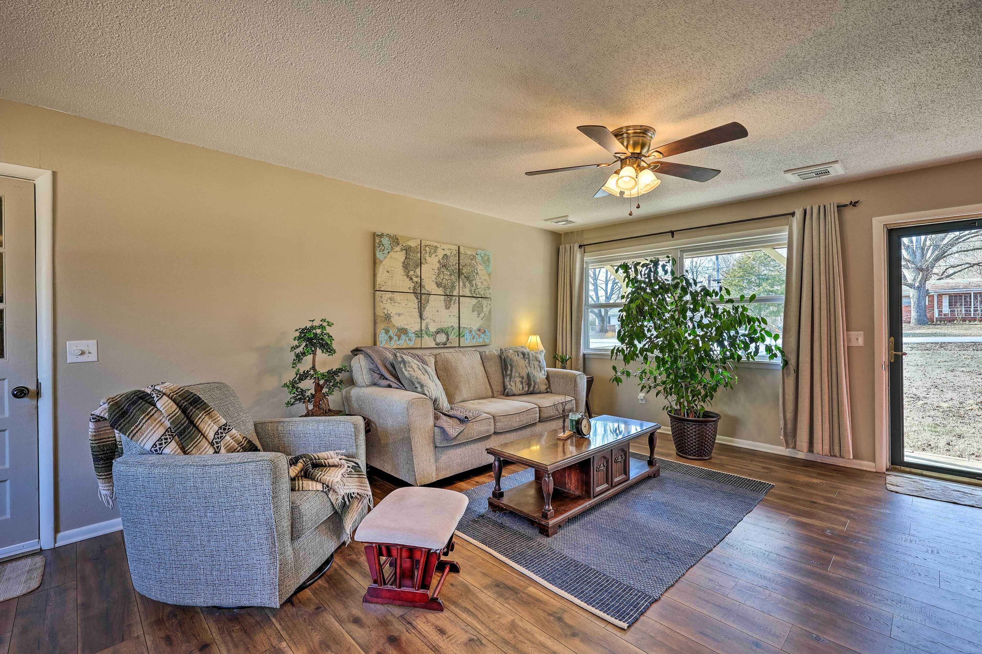 Fayetteville Vacation Rental ~ 6 Mi to U of A