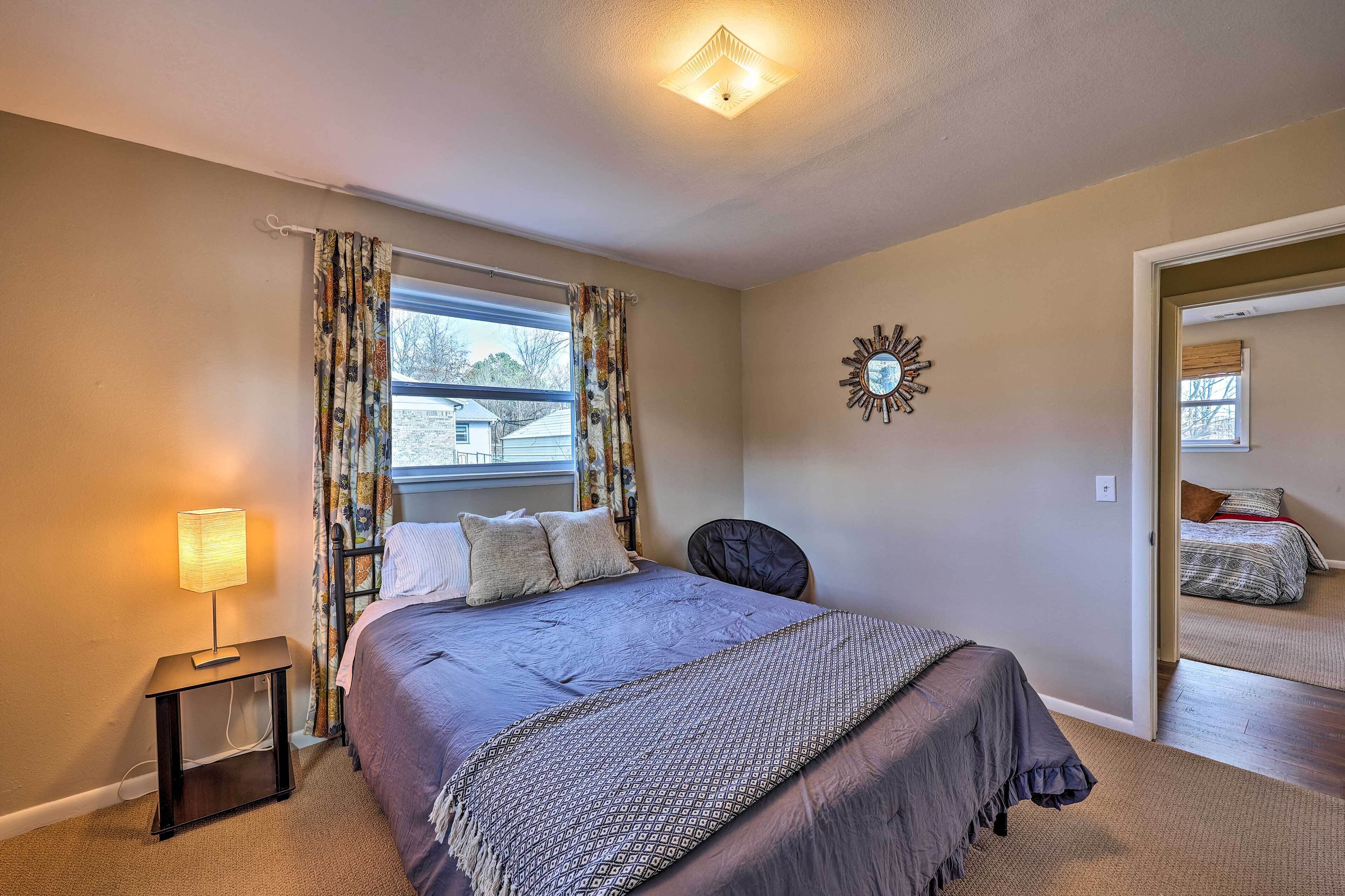 Fayetteville Vacation Rental ~ 6 Mi to U of A