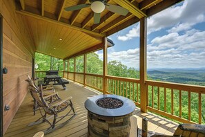 House (2 Bedrooms) | Interior - Hot Tub & Game Room: Mountaintop Cabin in Murphy! (Murphy)