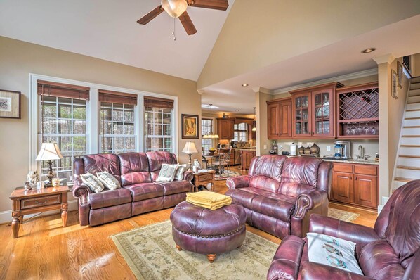 منزل (5 Bedrooms) | المنشأة من الداخل