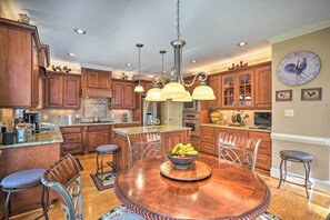 منزل (5 Bedrooms) | المنشأة من الداخل