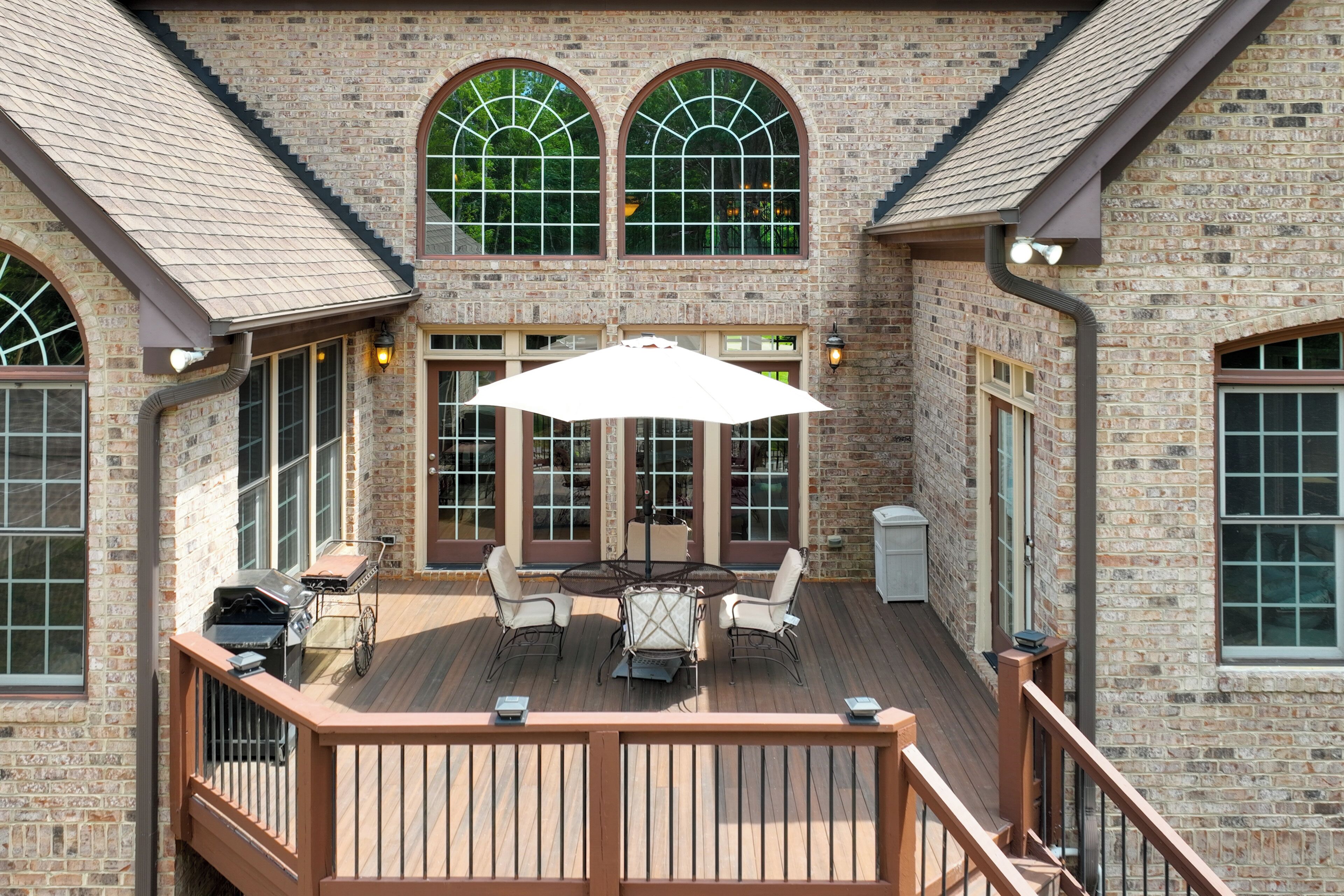 House (5 Bedrooms) | Interior