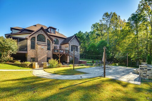Luxury Estate: Game Room & Pickleball Court