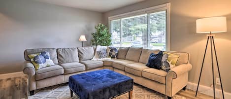 House (3 Bedrooms) | Interior