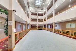 Apartment (2 Bedrooms) | Interior - Snowshoe Condo w/ Mtn Views, Walk to Ski Lift (Snowshoe)