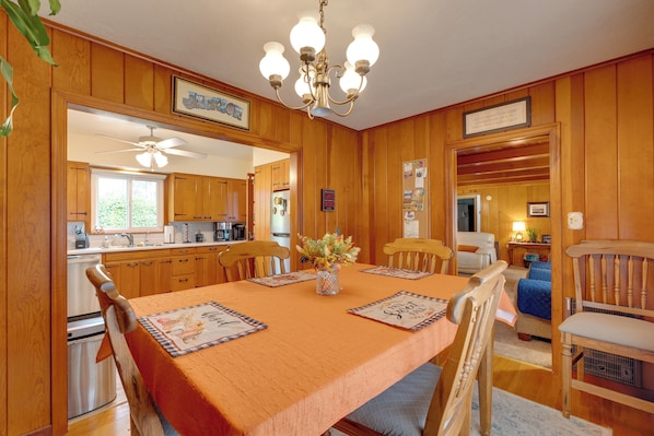 單棟房屋 (3 Bedrooms) | 內部