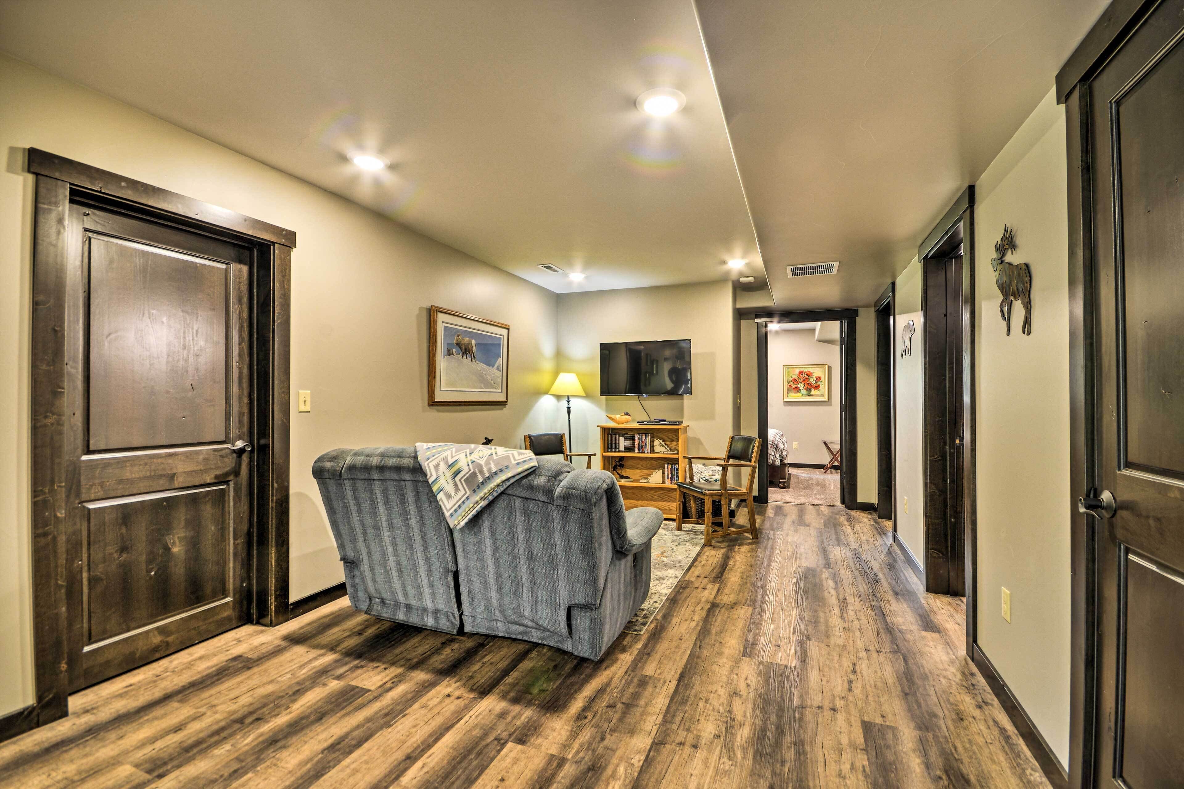 House (4 Bedrooms) | Interior