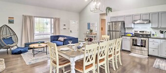 Gas Grill, Lake Access: Scenic Poconos Retreat!